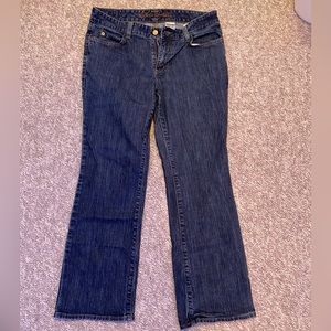 Ladies Eddie Bauer Jeans - Size 10 Short